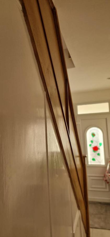 Shm Stays Leicester. Newly Renovated!! 15 Min Drive From City Centre, University. 9 Min Drive To Leicester City Stadium, 5 Min Drive To M1 & M69. 2 Min Walk To Bus Stop. Екстериор снимка